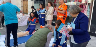 La III Jornada por la Salud se celebra en la plaza de La Mina Jornada por la Salud