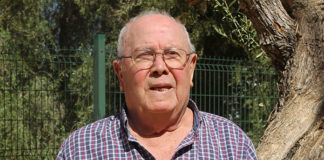 “De niño ordeñaba a las cabras y, en una burra, venía al pueblo a dejar la leche” José María Delgado