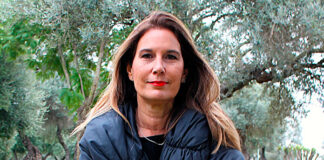 Raquel Graciani, una artista independiente que sabe emocionar con sus collages Raquel Graciani