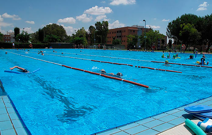 piscina-municipal Campus Deportivos de Verano en Dos Hermanas