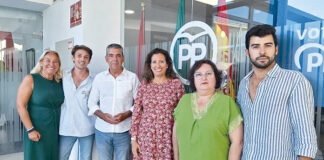 La ejecutiva del PP de Dos Hermanas atribuye su cese al control interno del partido PP de Dos Hermanas