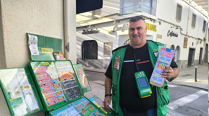 Un vendedor de la ONCE reparte 120.000 euros con un rasca premio ONCE en Dos Hermanas