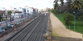 Un hombre, grave tras ser arrollado por un tren en Dos Hermanas hombre arrollado por un tren en Dos Hermanas