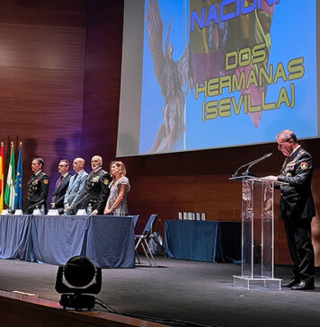 Dos Hermanas reconoce la labor de la Policía Nacional Policía Nacional en Dos Hermanas