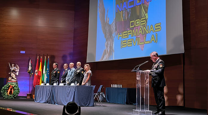Dos Hermanas reconoce la labor de la Policía Nacional Policía Nacional en Dos Hermanas