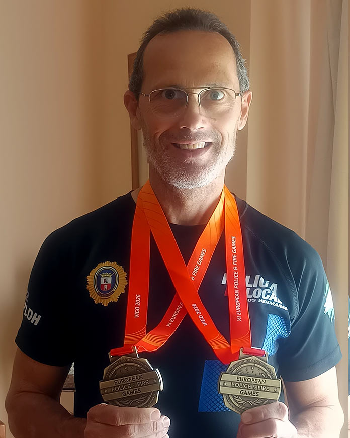 juan-hernandez-policia-medallas-oro Juan Hernández Dos Hermanas